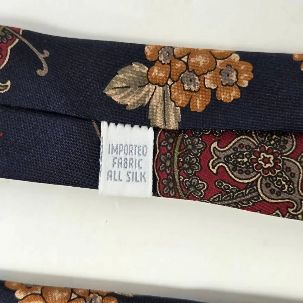 MALLORY & CHURCH 100% SILK TIE BLACK FLORAL PAISLEY SMOOTH 4